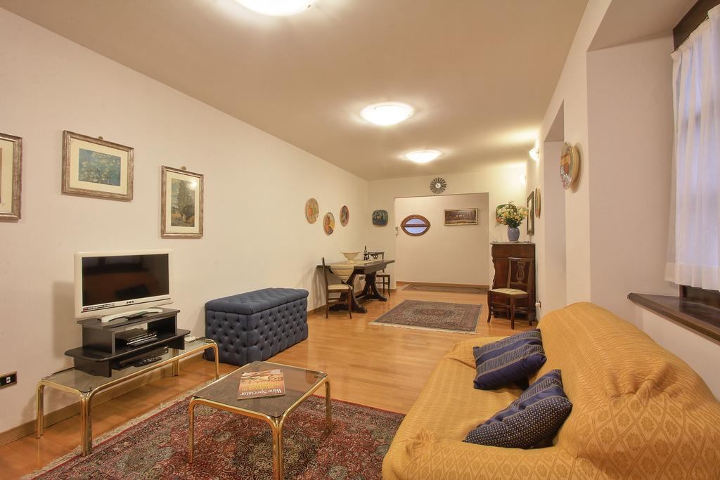 Florence Old Town Apartment מראה חיצוני תמונה